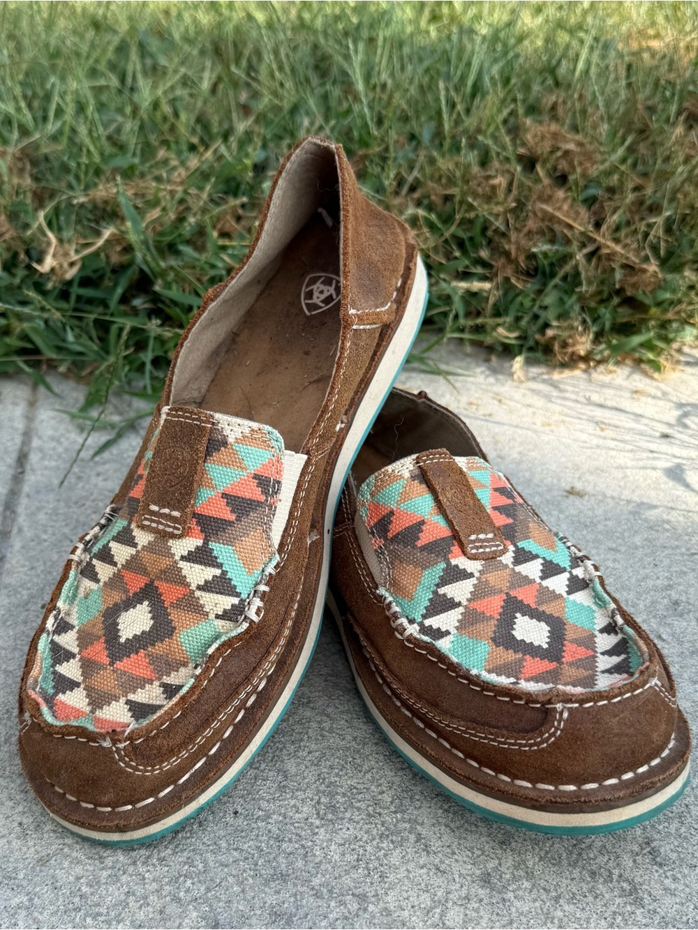 Ariat Brown Suede Slip-On Moccasins with Aztec Print women’s US size 8B